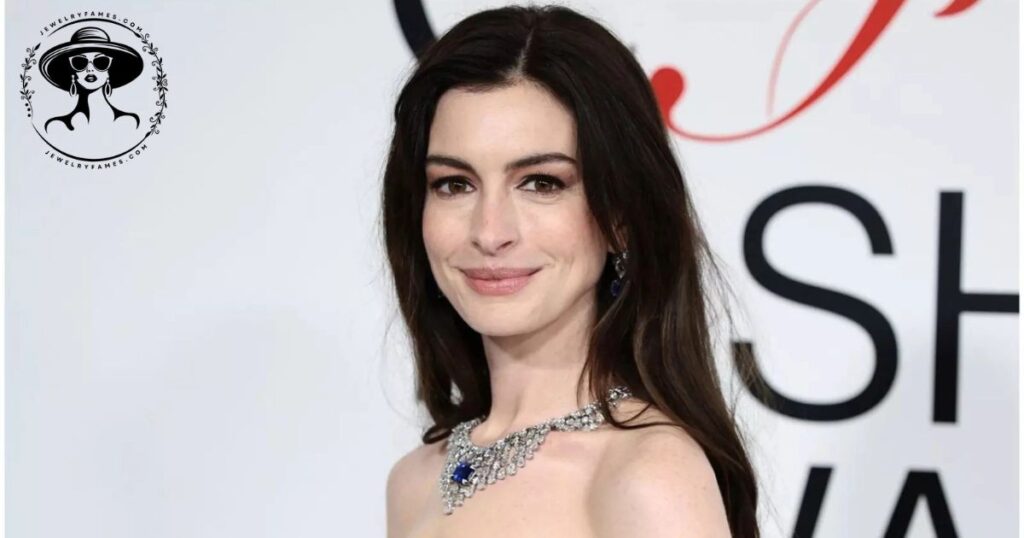 Anne Hathaway wearing elegant Bulgari jewelry on the red carpet
